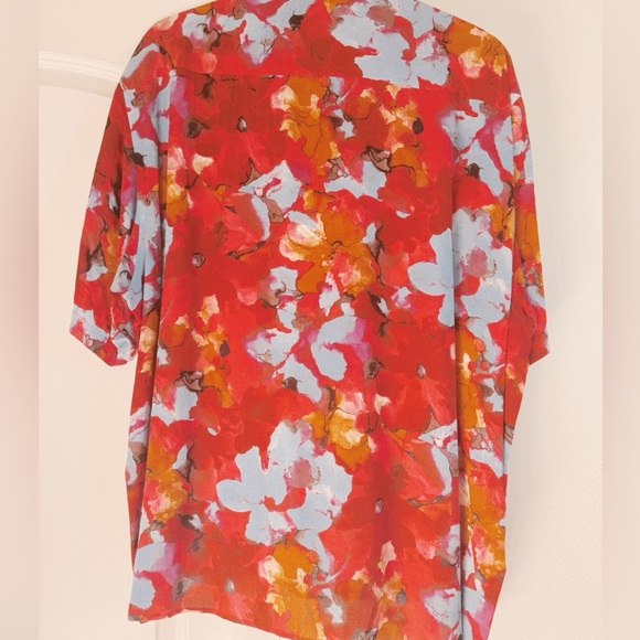 RISCATTO, Men’s Vibrant Floral Button-Up Shirt - Picture 2 of 3